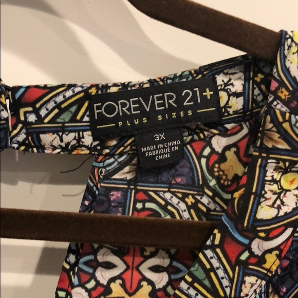 Forever 21 Plus Size Blouse - Picture 2 of 4